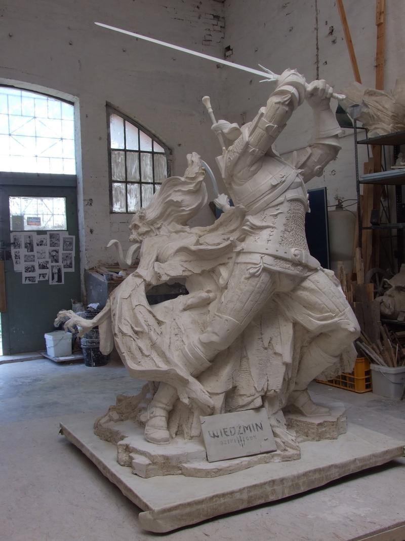 Illustration for article titled Giant Witcher 3 Sculpture Is As Handsome As Geralt